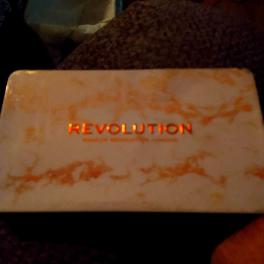 Eyeshadow palette